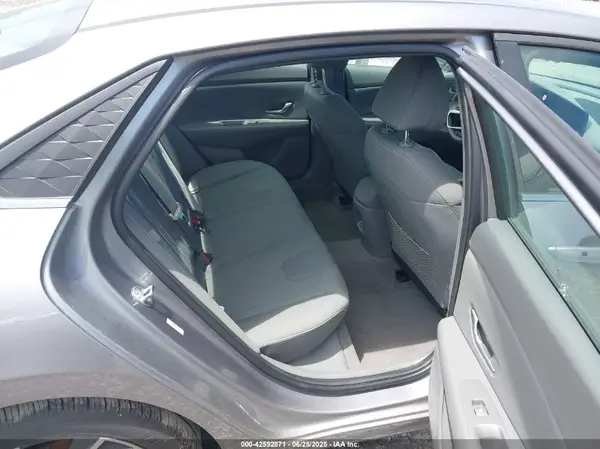 KMHLS4DG6SU866136 2025 HYUNDAI ELANTRA - Image 8