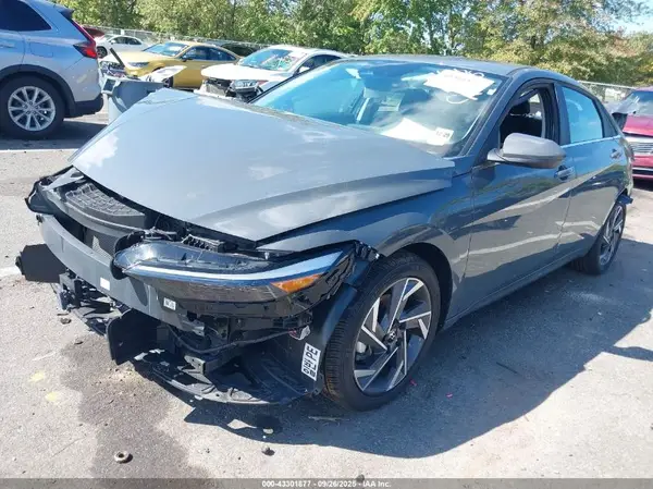KMHLS4DG6SU872275 2025 HYUNDAI ELANTRA - Image 2