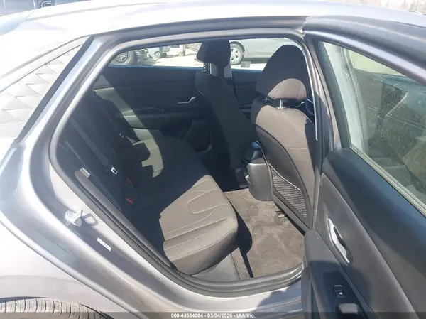 KMHLS4DG6SU884331 2025 HYUNDAI ELANTRA - Image 8