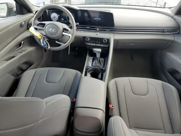 KMHLS4DG6SU904187 2025 HYUNDAI ELANTRA - Image 8