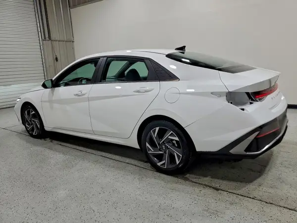 KMHLS4DG6SU920342 2025 HYUNDAI ELANTRA - Image 2