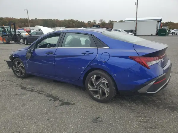 KMHLS4DG6SU922415 2025 HYUNDAI ELANTRA - Image 2