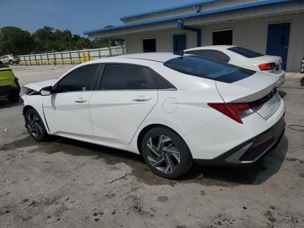 KMHLS4DG6SU924729 2025 HYUNDAI ELANTRA - Image 2
