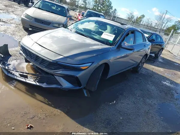KMHLS4DG6SU936928 2025 HYUNDAI ELANTRA - Image 2