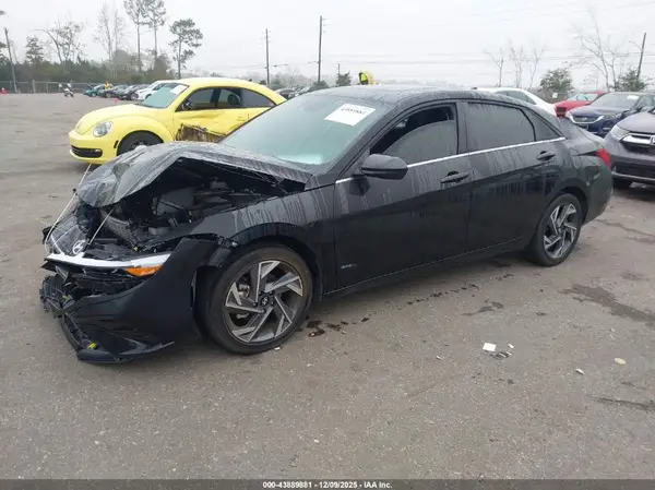 KMHLS4DG6SU943880 2025 HYUNDAI ELANTRA - Image 2