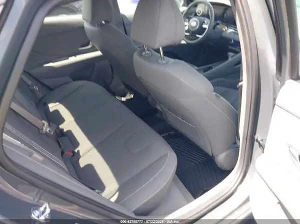 KMHLS4DG6SU945807 2025 HYUNDAI ELANTRA - Image 8