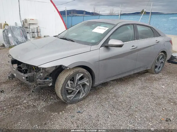 KMHLS4DG6SU985384 2025 HYUNDAI ELANTRA - Image 2