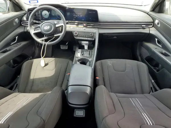 KMHLS4DG7RU646241 2024 HYUNDAI ELANTRA - Image 8