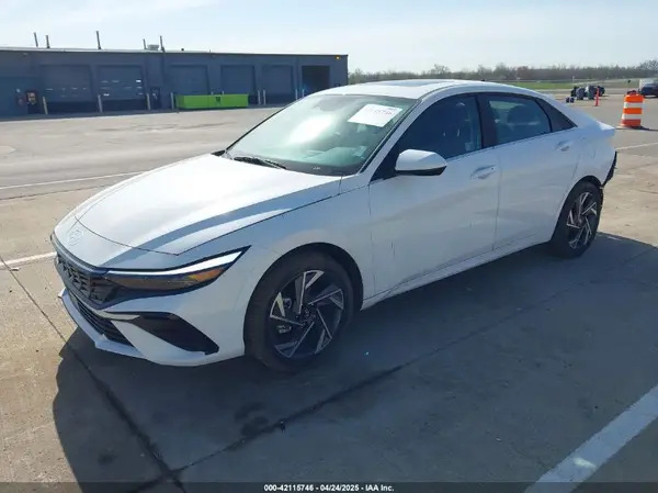KMHLS4DG7RU646823 2024 HYUNDAI ELANTRA - Image 2
