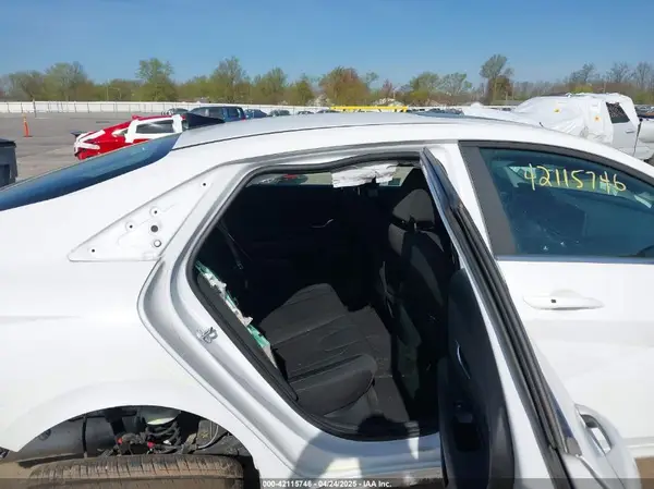 KMHLS4DG7RU646823 2024 HYUNDAI ELANTRA - Image 8
