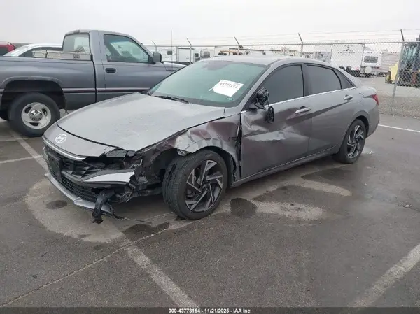 KMHLS4DG7RU650029 2024 HYUNDAI ELANTRA - Image 2