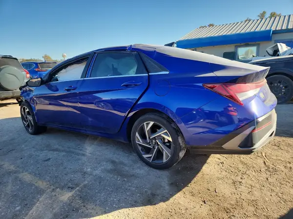 KMHLS4DG7RU668241 2024 HYUNDAI ELANTRA - Image 2