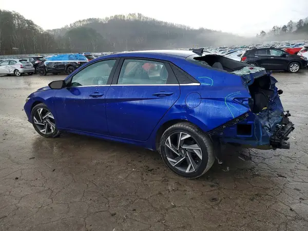 KMHLS4DG7RU677389 2024 HYUNDAI ELANTRA - Image 2