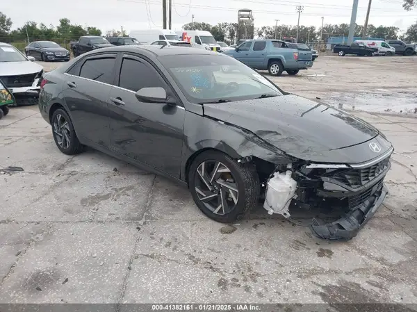 KMHLS4DG7RU688912 2024 HYUNDAI ELANTRA - Image 1