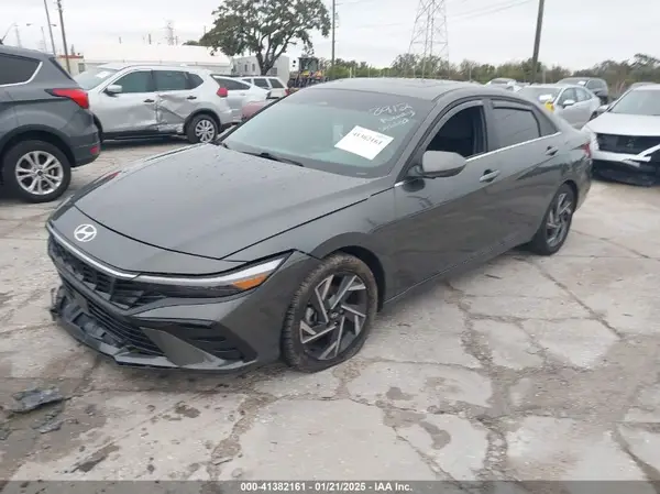 KMHLS4DG7RU688912 2024 HYUNDAI ELANTRA - Image 2
