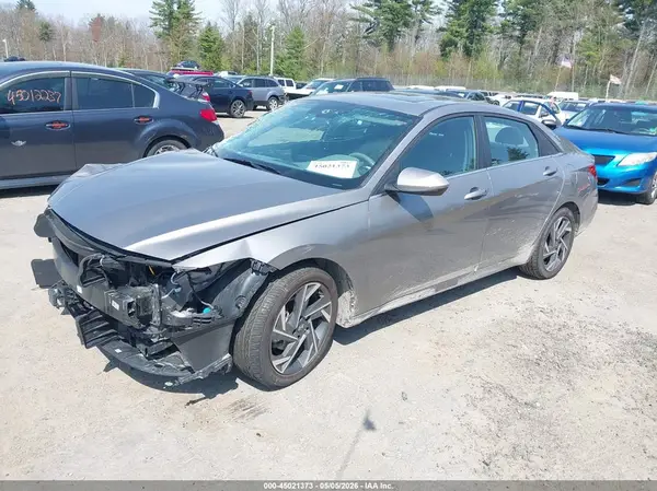 KMHLS4DG7RU698257 2024 HYUNDAI ELANTRA - Image 2