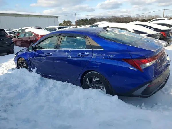 KMHLS4DG7RU713842 2024 HYUNDAI ELANTRA - Image 2