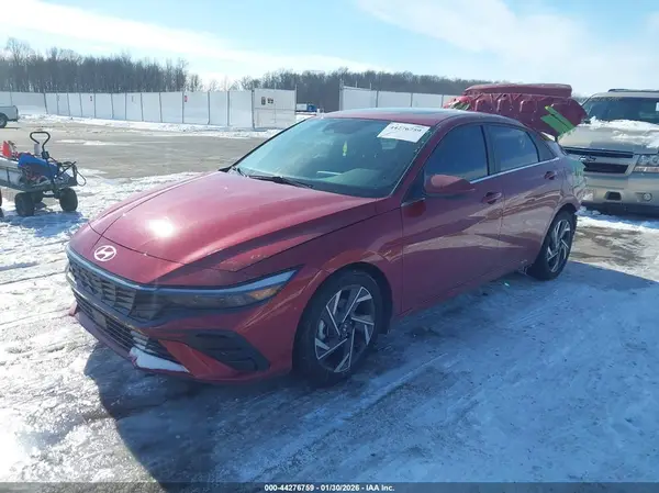 KMHLS4DG7RU718247 2024 HYUNDAI ELANTRA - Image 2