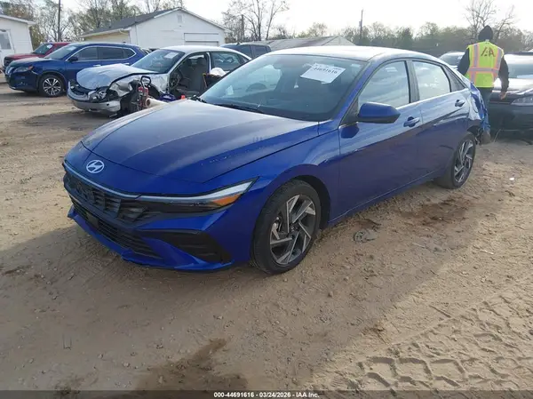 KMHLS4DG7RU733878 2024 HYUNDAI ELANTRA - Image 2