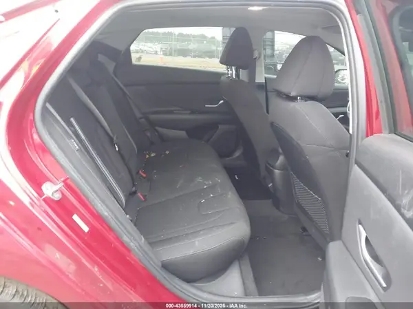 KMHLS4DG7RU747425 2024 HYUNDAI ELANTRA - Image 8