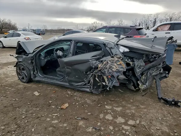 KMHLS4DG7RU748252 2024 HYUNDAI ELANTRA - Image 2