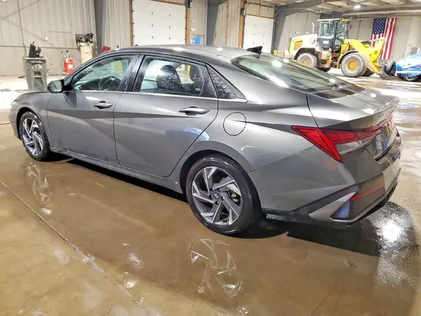 KMHLS4DG7RU748719 2024 HYUNDAI ELANTRA - Image 2