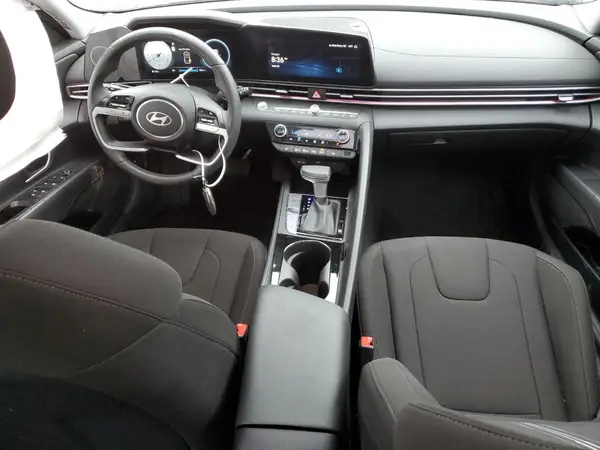 KMHLS4DG7RU748865 2024 HYUNDAI ELANTRA - Image 8