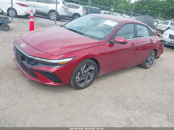 KMHLS4DG7RU753774 2024 HYUNDAI ELANTRA - Image 2
