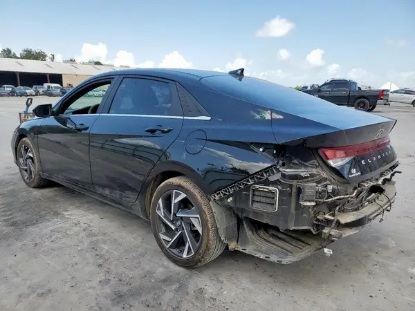 KMHLS4DG7RU770364 2024 HYUNDAI ELANTRA - Image 2