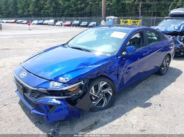 KMHLS4DG7RU771675 2024 HYUNDAI ELANTRA - Image 2