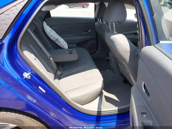 KMHLS4DG7RU771675 2024 HYUNDAI ELANTRA - Image 8