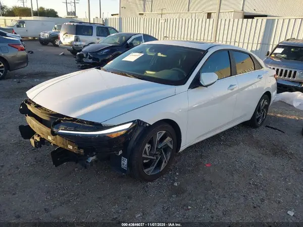 KMHLS4DG7RU771837 2024 HYUNDAI ELANTRA - Image 2