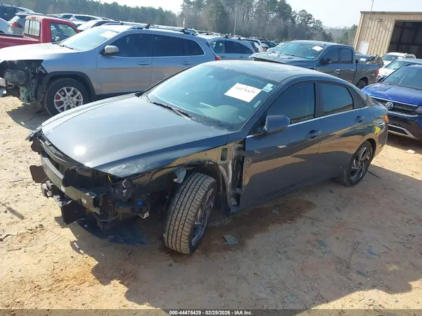 KMHLS4DG7RU781431 2024 HYUNDAI ELANTRA - Image 2