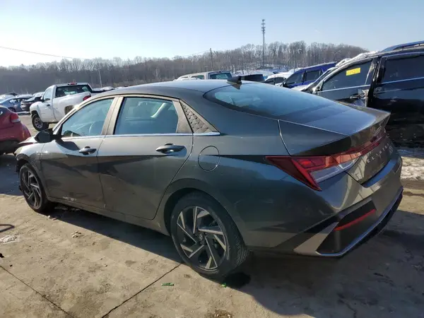 KMHLS4DG7RU784555 2024 HYUNDAI ELANTRA - Image 2