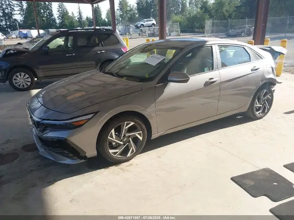 KMHLS4DG7RU785589 2024 HYUNDAI ELANTRA - Image 2