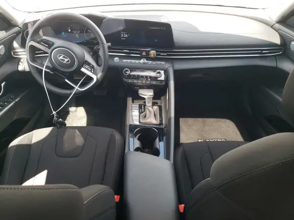 KMHLS4DG7RU788136 2024 HYUNDAI ELANTRA - Image 8
