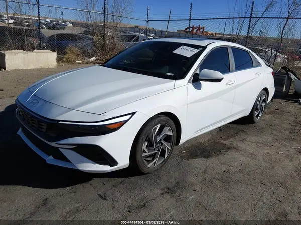 KMHLS4DG7RU803556 2024 HYUNDAI ELANTRA - Image 2