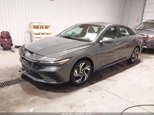 KMHLS4DG7RU816243 2024 HYUNDAI ELANTRA - Image 2