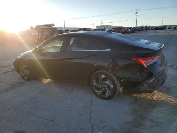 KMHLS4DG7RU818123 2024 HYUNDAI ELANTRA - Image 2