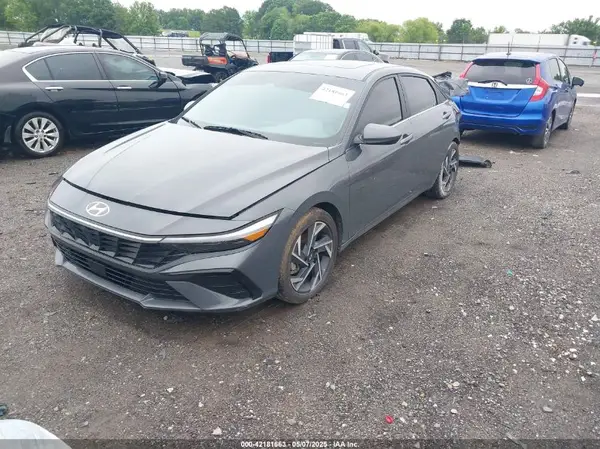 KMHLS4DG7RU822284 2024 HYUNDAI ELANTRA - Image 2