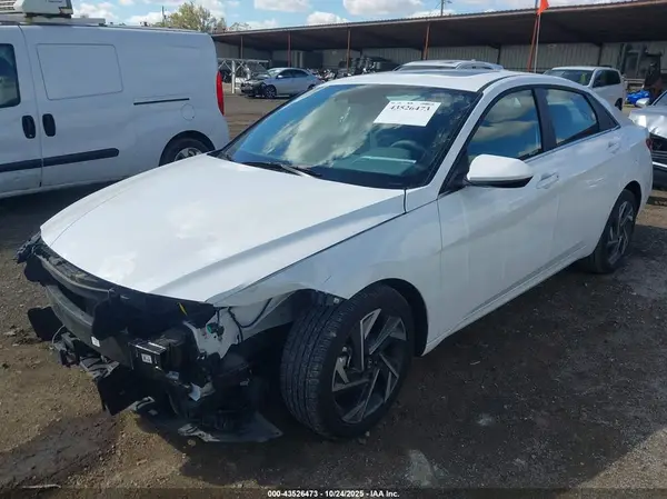 KMHLS4DG7RU836279 2024 HYUNDAI ELANTRA - Image 2