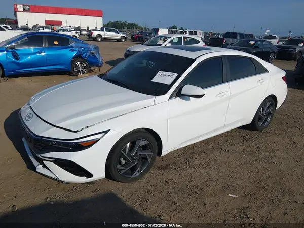 KMHLS4DG7RU838131 2024 HYUNDAI ELANTRA - Image 2
