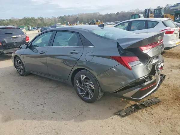 KMHLS4DG7SU016564 2025 HYUNDAI ELANTRA - Image 2