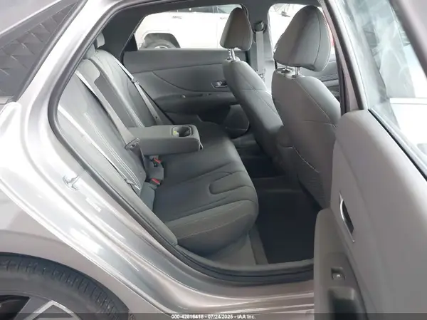 KMHLS4DG7SU024096 2025 HYUNDAI ELANTRA - Image 8