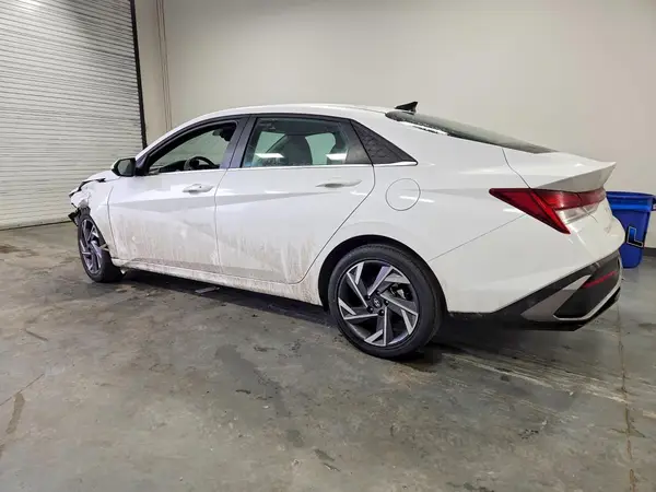 KMHLS4DG7SU031128 2025 HYUNDAI ELANTRA - Image 2