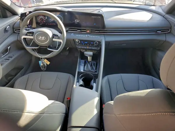 KMHLS4DG7SU854450 2025 HYUNDAI ELANTRA - Image 8