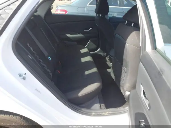 KMHLS4DG7SU860068 2025 HYUNDAI ELANTRA - Image 8