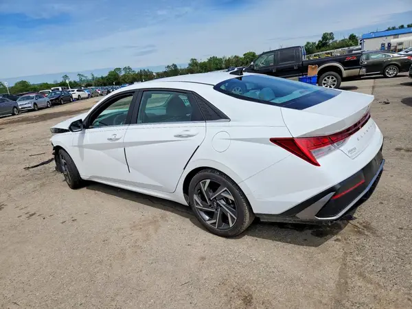 KMHLS4DG7SU878215 2025 HYUNDAI ELANTRA - Image 2