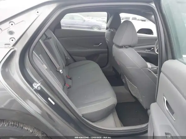 KMHLS4DG7SU884791 2025 HYUNDAI ELANTRA - Image 8
