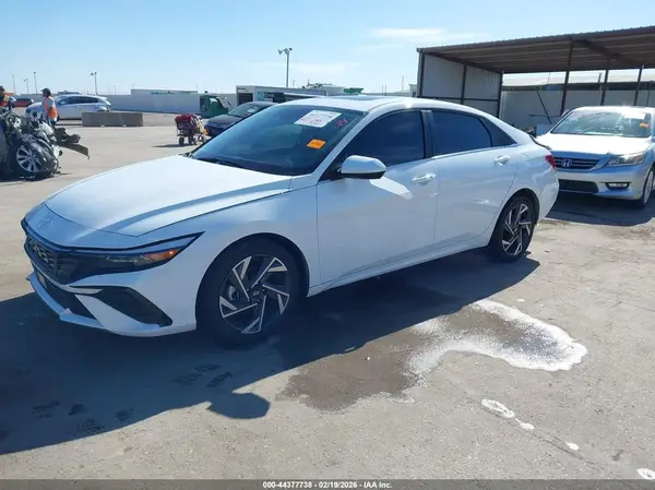 KMHLS4DG7SU900892 2025 HYUNDAI ELANTRA - Image 2
